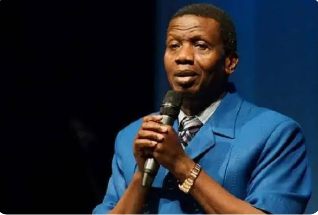 HOW PASTOR E.A ADEBOYE TRIED TO AVOID ORAL ROBERT AWARD